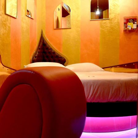 C Rooms - Love Motel Monza Cinisello Balsamo Exterior foto