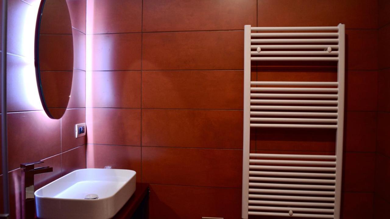 C Rooms - Love Motel Monza Cinisello Balsamo Exterior foto